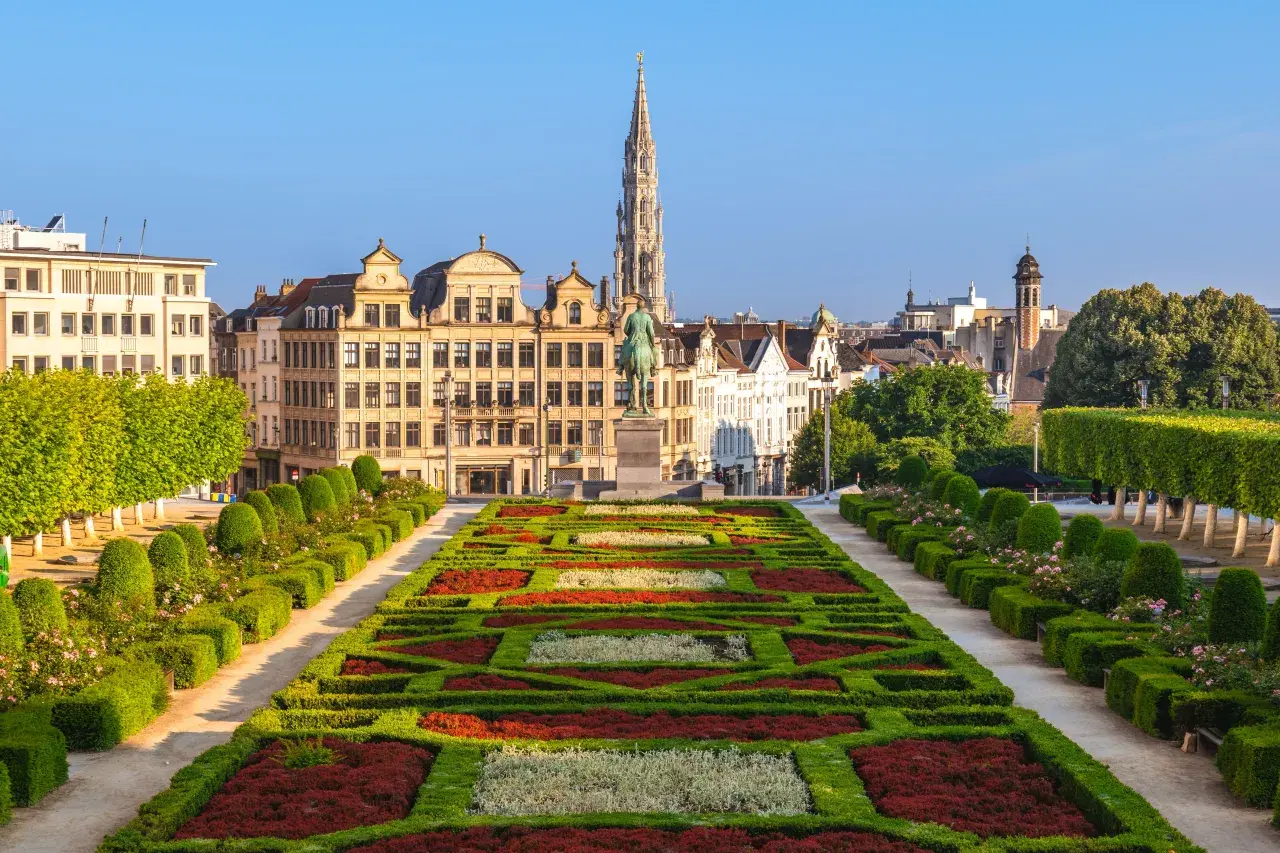 Why choose Coach Hire Network for travel to Belgium